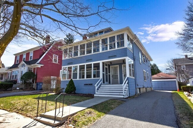 152 Theodore Parker Rd, Unit 1 in Boston, MA - Building Photo - Building Photo