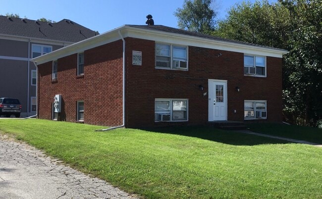 213 Lindell Dr, Unit #1 lower level