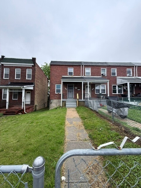 property at 2833 Sunset Dr