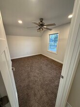 202 Oak St in Linden, MI - Building Photo - Building Photo