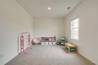 8300 Stovepipe Dr in Fort Worth, TX - Building Photo - Building Photo