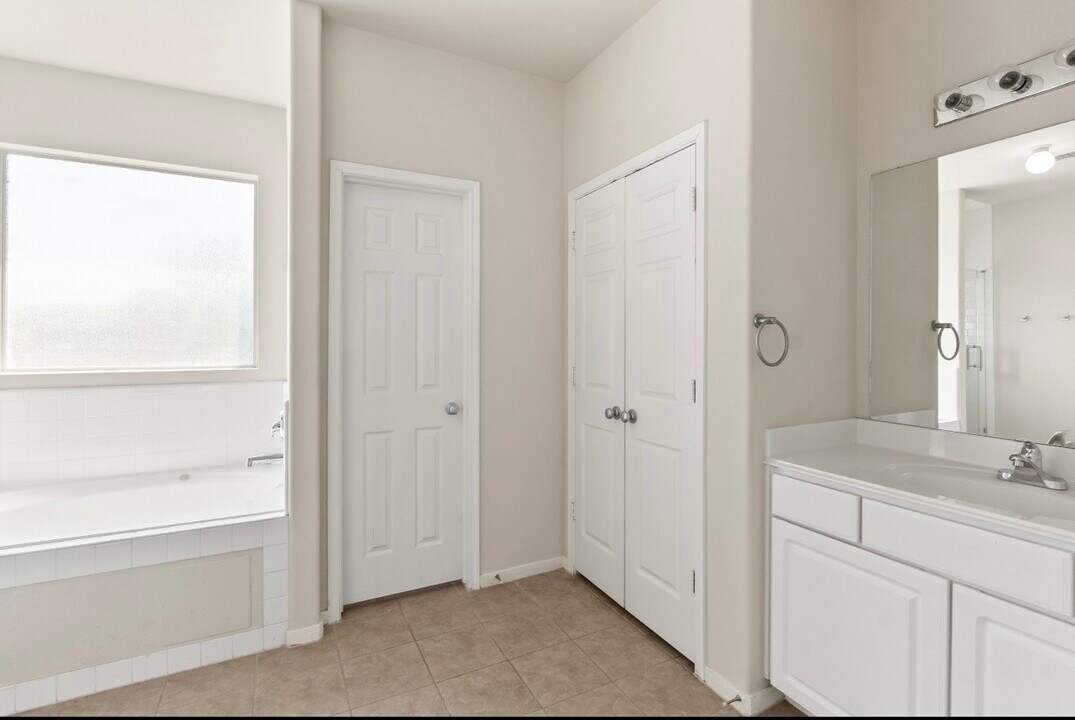 21627 Cozy Hollow Ln in Richmond, TX - Building Photo