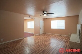 717 Jefferson St in Delano, CA - Building Photo - Building Photo