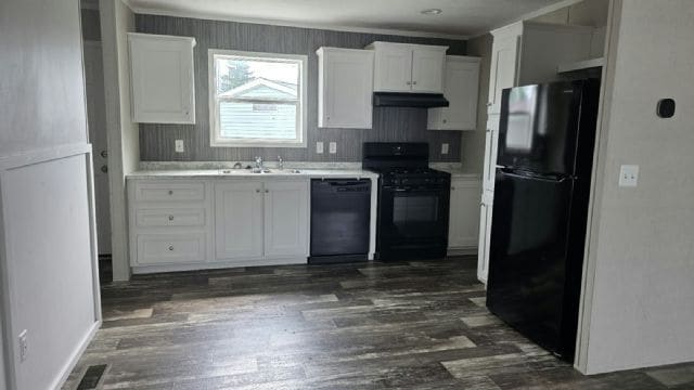 1422 Center Dr in Alden, NY - Building Photo - Building Photo