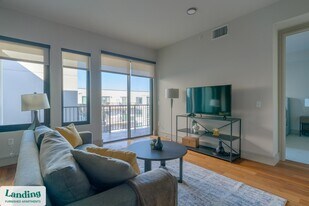 1414 Wood Hollow Dr in Houston, TX - Building Photo