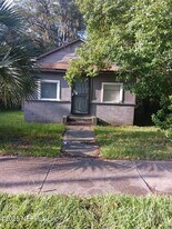 2370 Commonwealth Ave in Jacksonville, FL - Building Photo