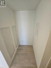 11 Yorkville Ave in Toronto, ON - Building Photo - Building Photo