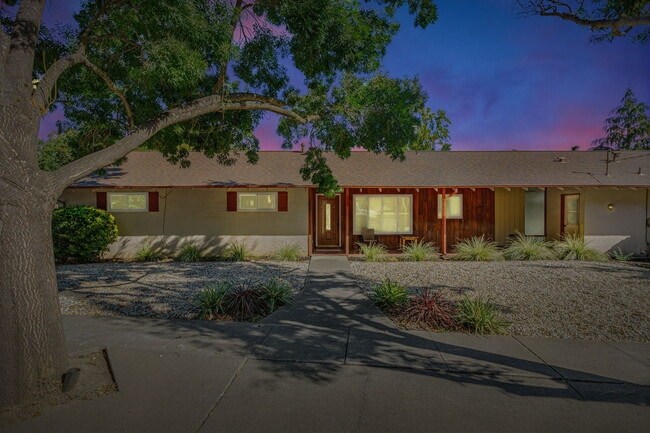 property at 2501 Linda Vista Avenue