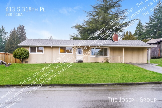 property at 613 S 318th Pl