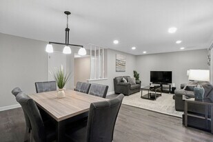 570 E Higgins Rd, Unit SI ID1301333P in Elk Grove Village, IL - Building Photo