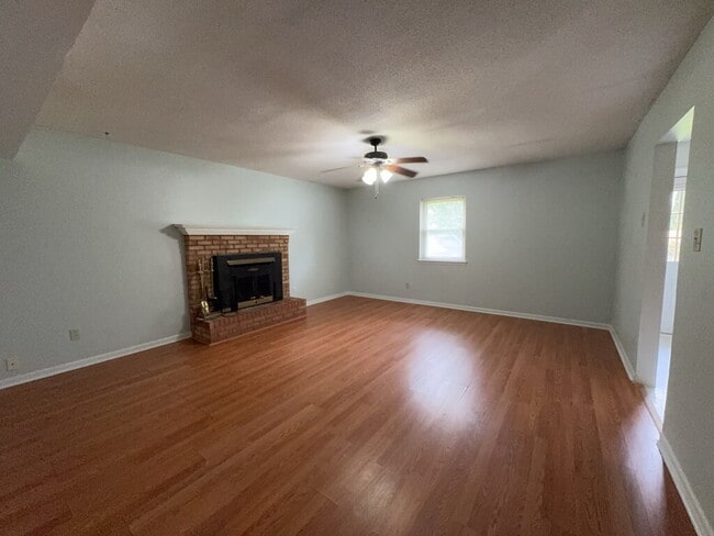 110 Birch Rd in Jacksonville, NC - Building Photo - Building Photo