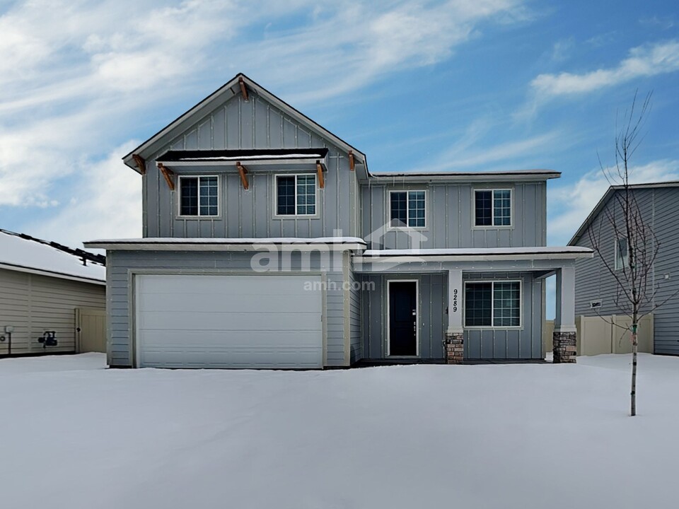 9289 W Patmore St in Star, ID - Building Photo