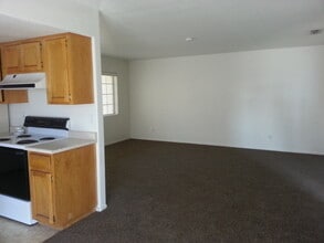 3410 Tomahawk Dr in Lake Havasu City, AZ - Building Photo - Building Photo