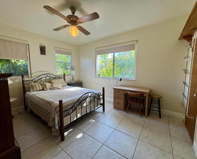 1211 100th St in Bay Harbor Islands, FL - Building Photo - Building Photo