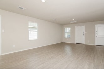 5723 Fruchel Wy in San Antonio, TX - Building Photo - Building Photo