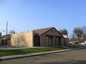 606 Downey Ave in Modesto, CA - Building Photo - Building Photo