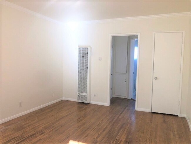 5067 20th St in Los Angeles, CA - Building Photo - Building Photo