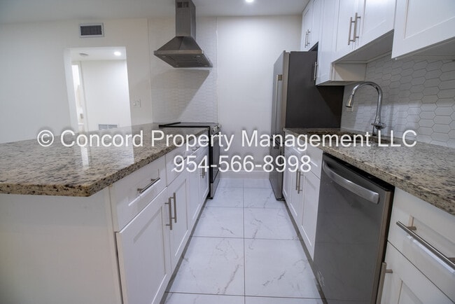 1423 SW 2nd St in Fort Lauderdale, FL - Building Photo - Building Photo