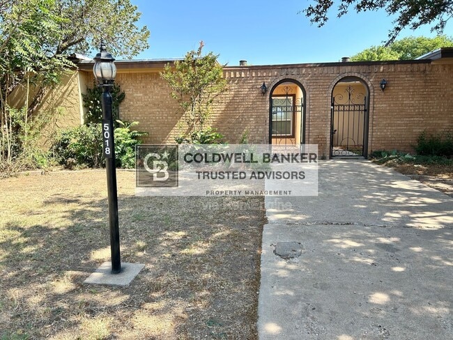 property at 5018 27th St