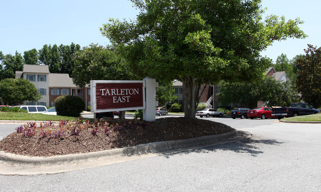 Tarleton East & West in Durham, NC - Building Photo - Building Photo