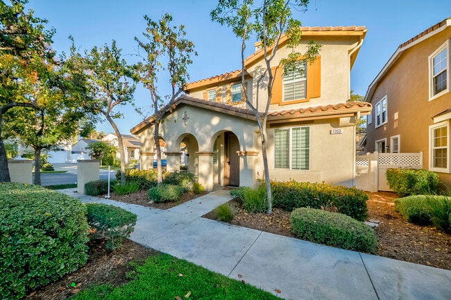 1353 Lukens Ct in Fullerton, CA - Building Photo - Building Photo