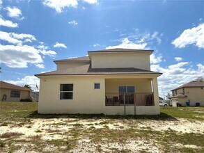 7044 Brickell Ct in Spring Hill, FL - Building Photo - Building Photo