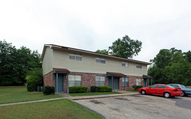 Grantwood Apartments in Cantonment, FL - Building Photo - Building Photo