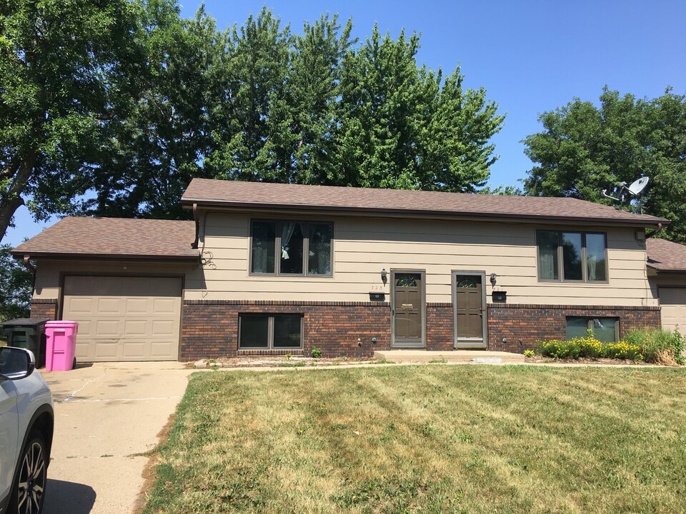 723 S College St, Unit 723 in Sioux City, IA - Building Photo