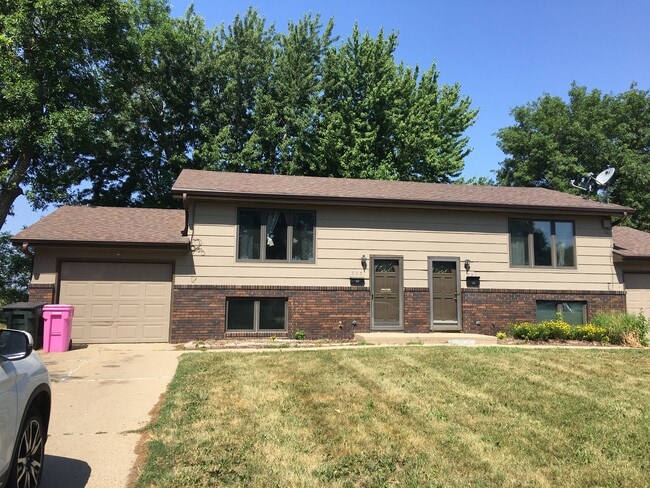property at 723 S College St