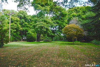 60 Grove St in Clinton, CT - Building Photo - Building Photo