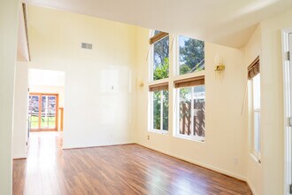 19830 Terri Dr in Santa Clarita, CA - Building Photo - Building Photo