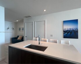 480 NE 31st St, Unit 4206 in Miami, FL - Building Photo - Building Photo