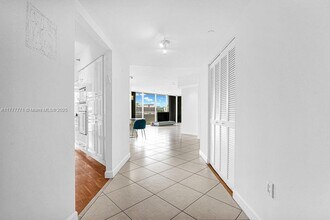 8925 Collins Ave in Surfside, FL - Building Photo - Building Photo