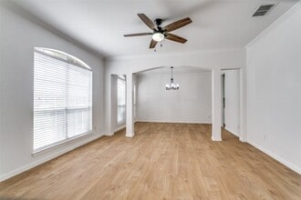 2625 Royal Birkdale Dr in Plano, TX - Foto de edificio - Building Photo