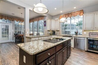 818 Stratford Dr in Southlake, TX - Building Photo - Building Photo