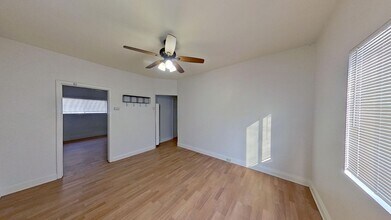 709 W Micheltorena St in Santa Barbara, CA - Foto de edificio - Building Photo