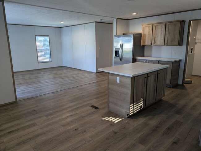 1118 Old Tar Landing Rd in Jacksonville, NC - Building Photo - Building Photo