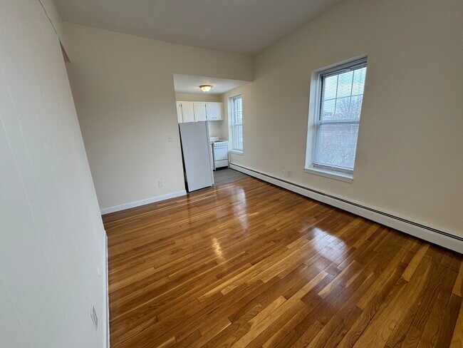 164 North Beacon St, Unit 12