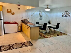 1116 Green Pine Blvd in West Palm Beach, FL - Building Photo - Building Photo