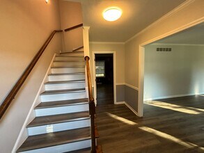 4600 Tower Rd in Greensboro, NC - Building Photo - Building Photo