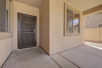 14515 W Cameron Dr in Surprise, AZ - Building Photo - Building Photo