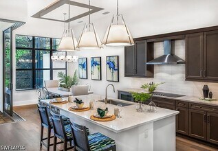 2935 Coco Lakes Dr in Naples, FL - Building Photo - Building Photo