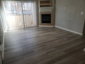 4875 S Balsam Way in Littleton, CO - Foto de edificio - Building Photo