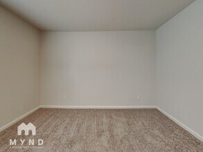 10253 W Wenden Dr in Arizona City, AZ - Building Photo - Building Photo