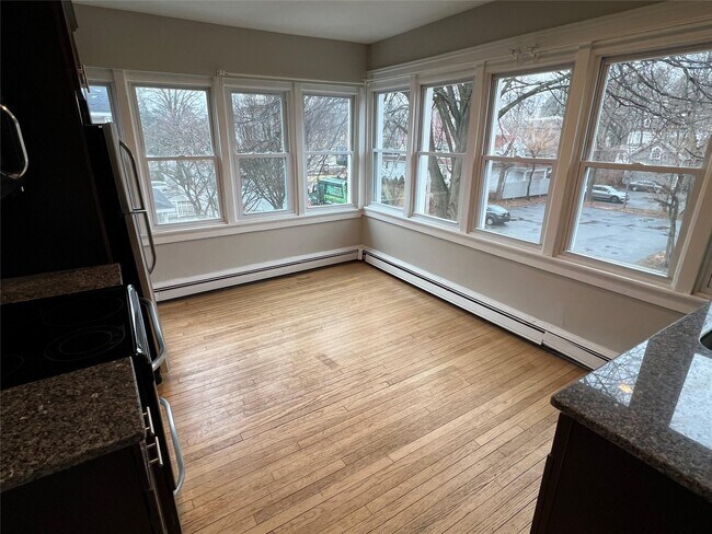 132 Franklin St in Poughkeepsie, NY - Building Photo - Building Photo
