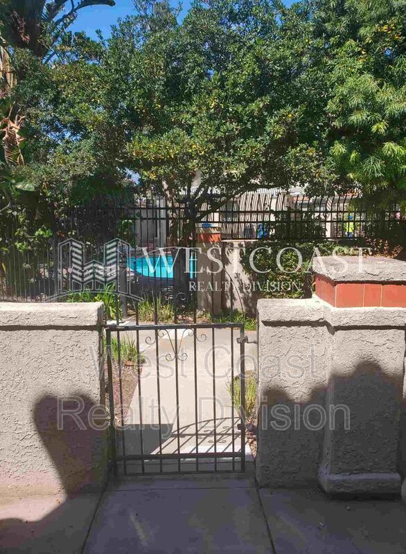 8167 Vineyard Ave in Rancho Cucamonga, CA - Building Photo - Building Photo