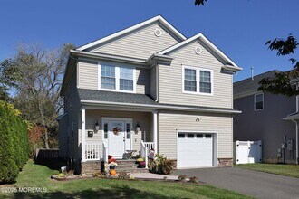 159 Hulick St in Long Branch, NJ - Building Photo - Building Photo