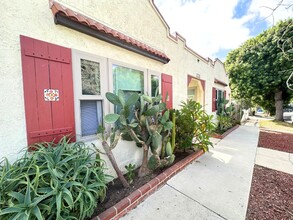 1360 Euclid Ave in Long Beach, CA - Building Photo - Building Photo