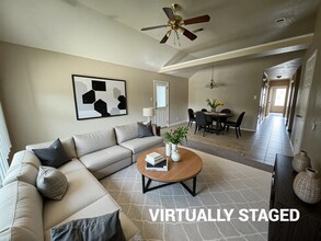 4706 John David Dr in Killeen, TX - Building Photo - Building Photo