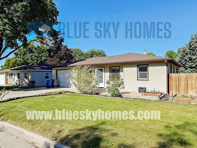 property at 2304 Iowa Ave